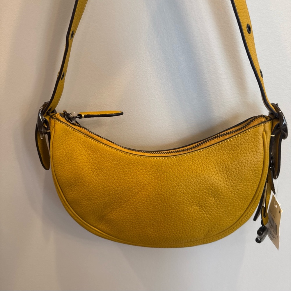 COACH Soft Pebble Leather Luna Shoulder Bag ~NWT~ Flax CC439 - Picture 5 of 10